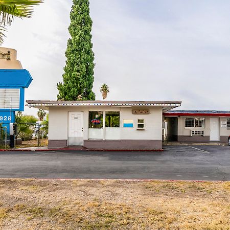 Oyo Gateway Motel Las Vegas North Strip/Fremont St. Area Extérieur photo