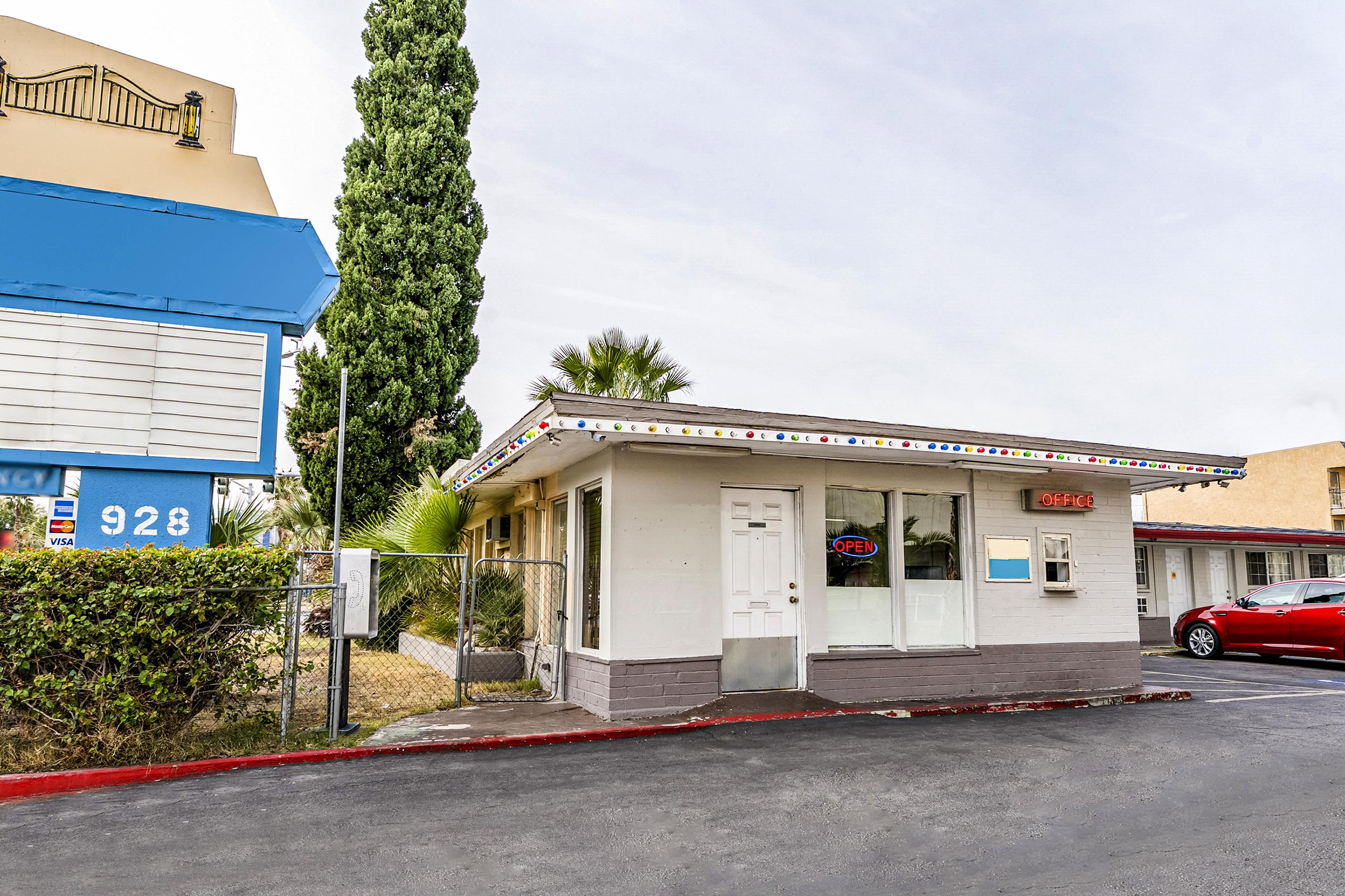 Oyo Gateway Motel Las Vegas North Strip/Fremont St. Area Extérieur photo